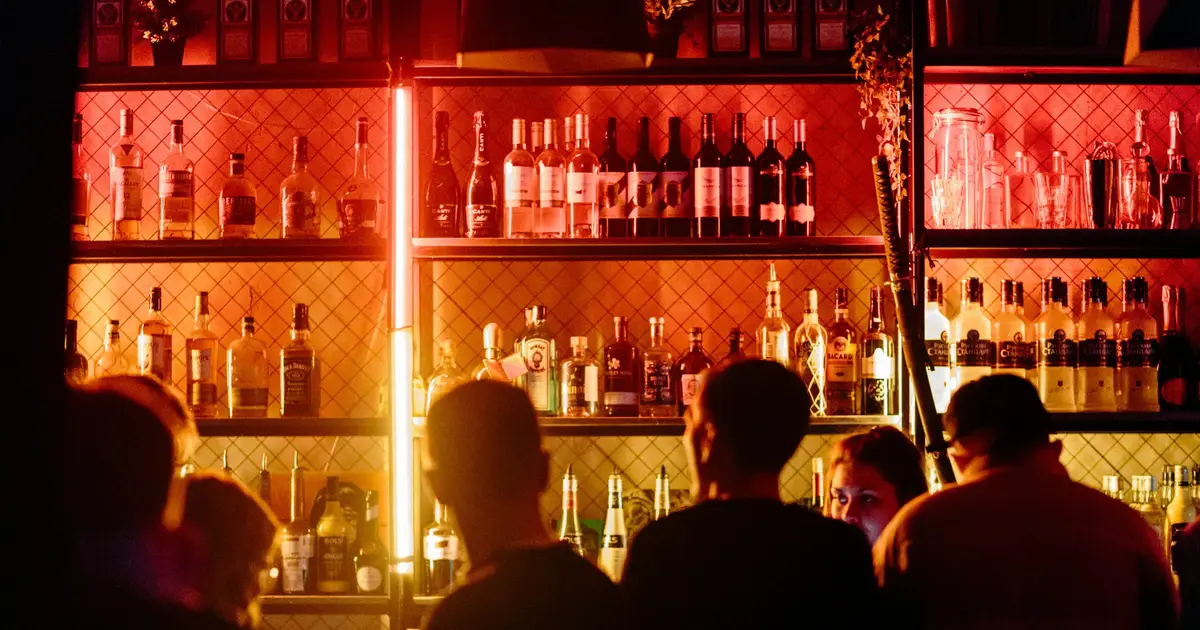 U.S. alcohol use falls for first time since the COVID-19 pandemic but remains above pre-pandemic levels