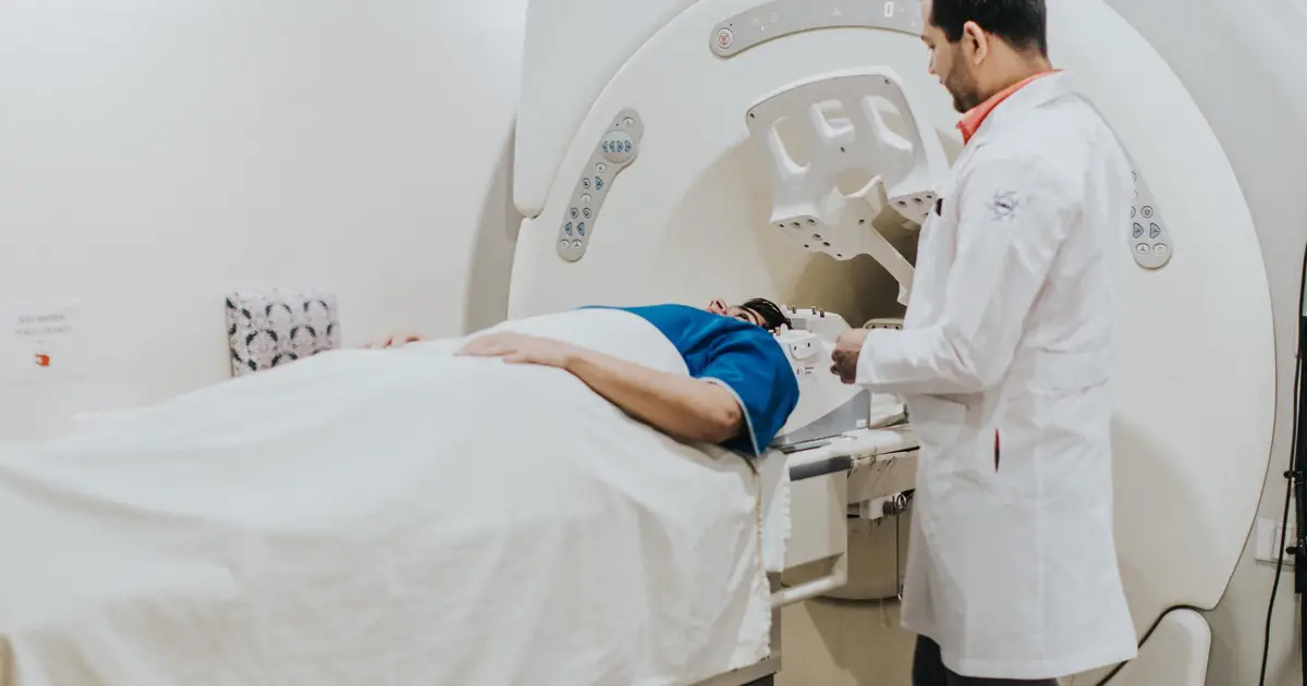 Brain adapts to give deaf people a better visual 'danger radar'