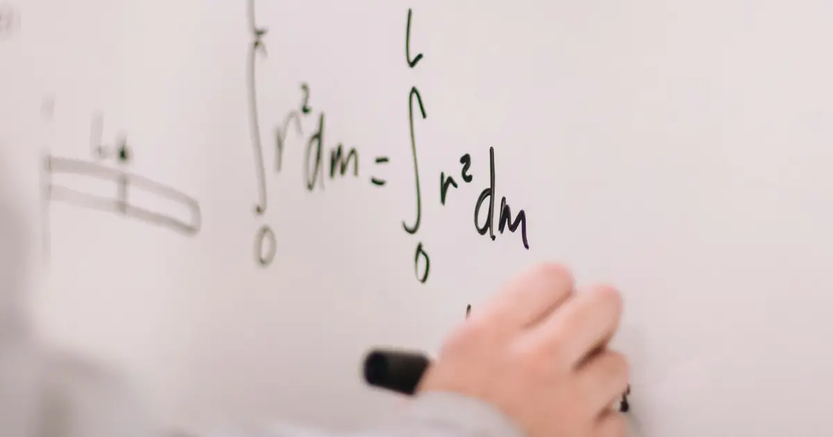 Learning physics can derail some students: New research shows the best way to keep them on track
