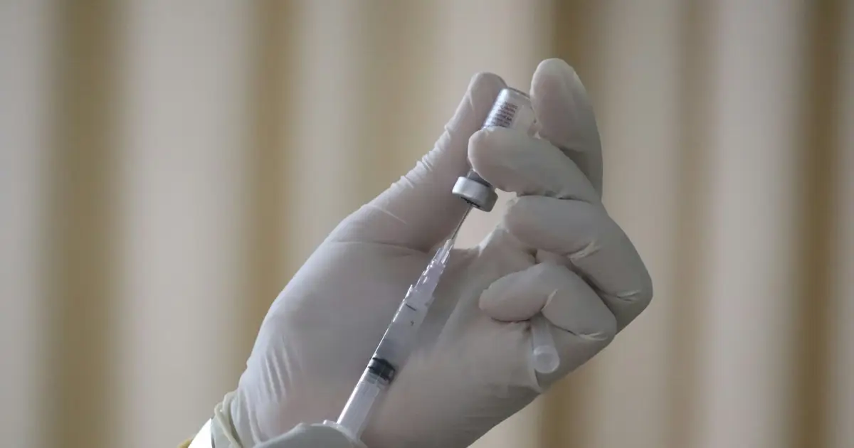 Meningococcal B vaccine linked to lower gonorrhea risk