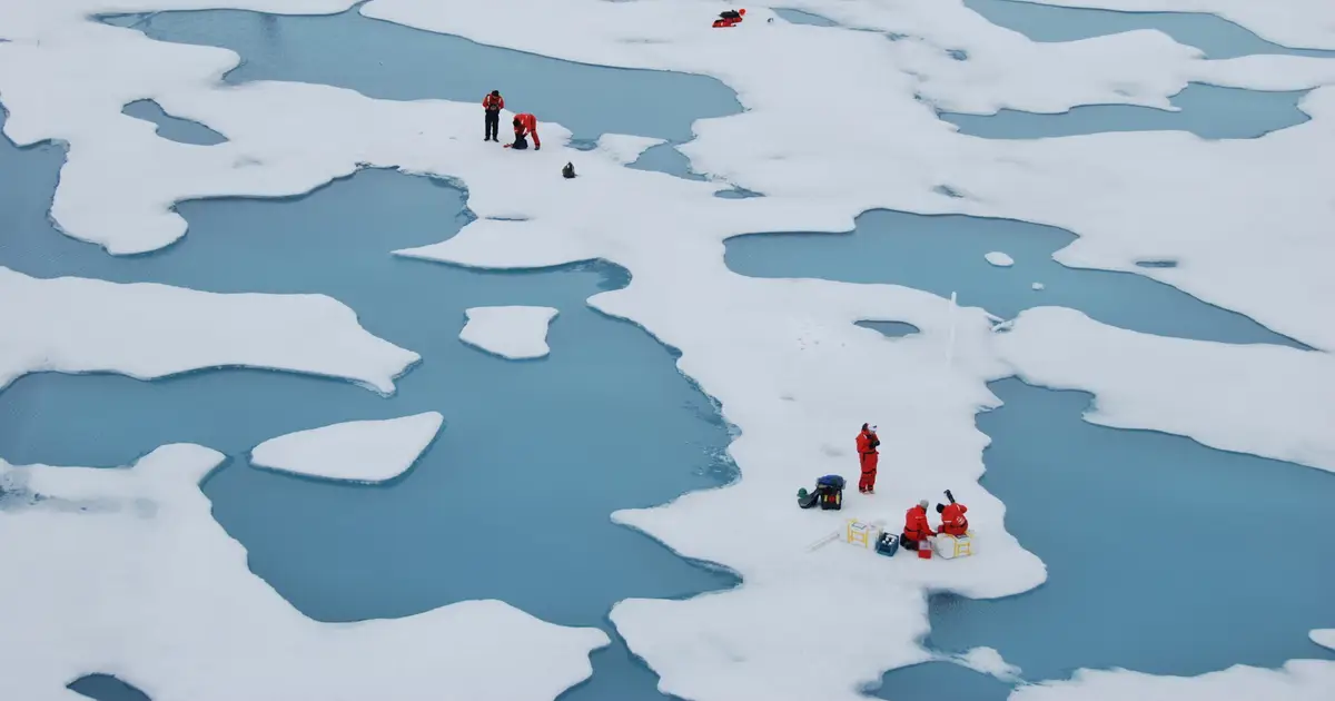 The Arctic melt season is a week longer now than it was in the 1980s, new research on sea ice trends shows