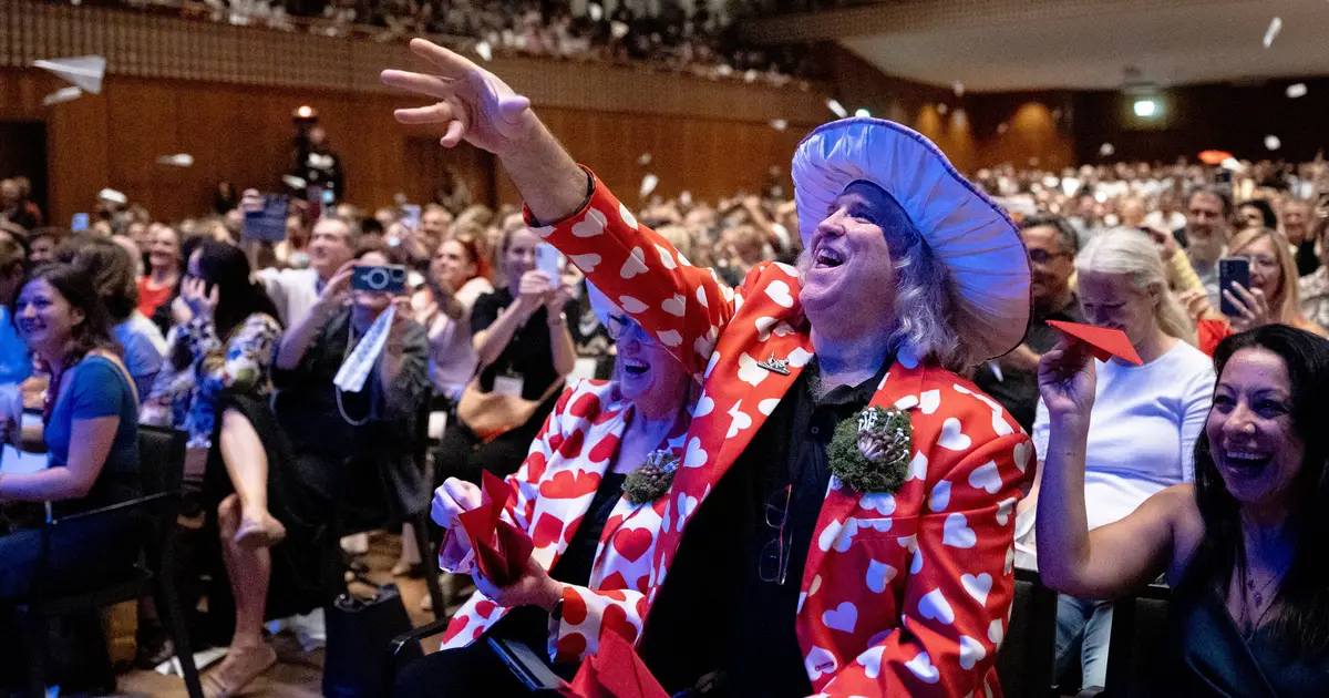 Scientists studying cockroach milk and nose-blowing win Ig Nobel prizes for quirky science