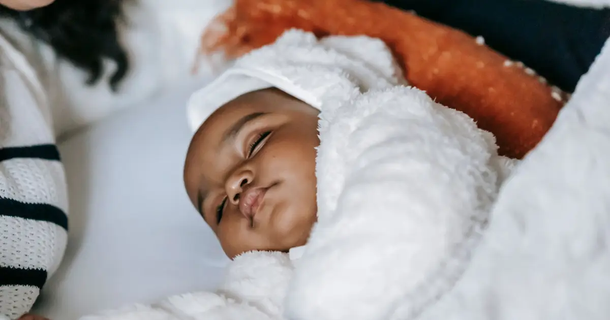 Breastfeeding may help babies sleep longer by age one, challenging formula feeding claims
