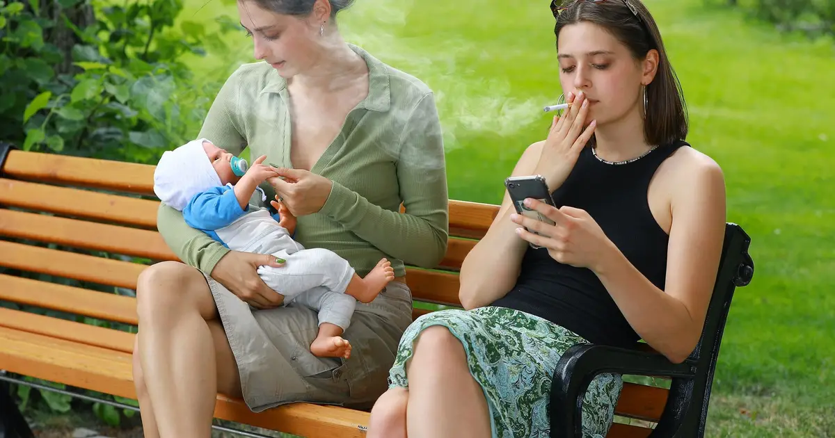 Passive tobacco smoke exposure linked to nonallergic atopic dermatitis severity in young children