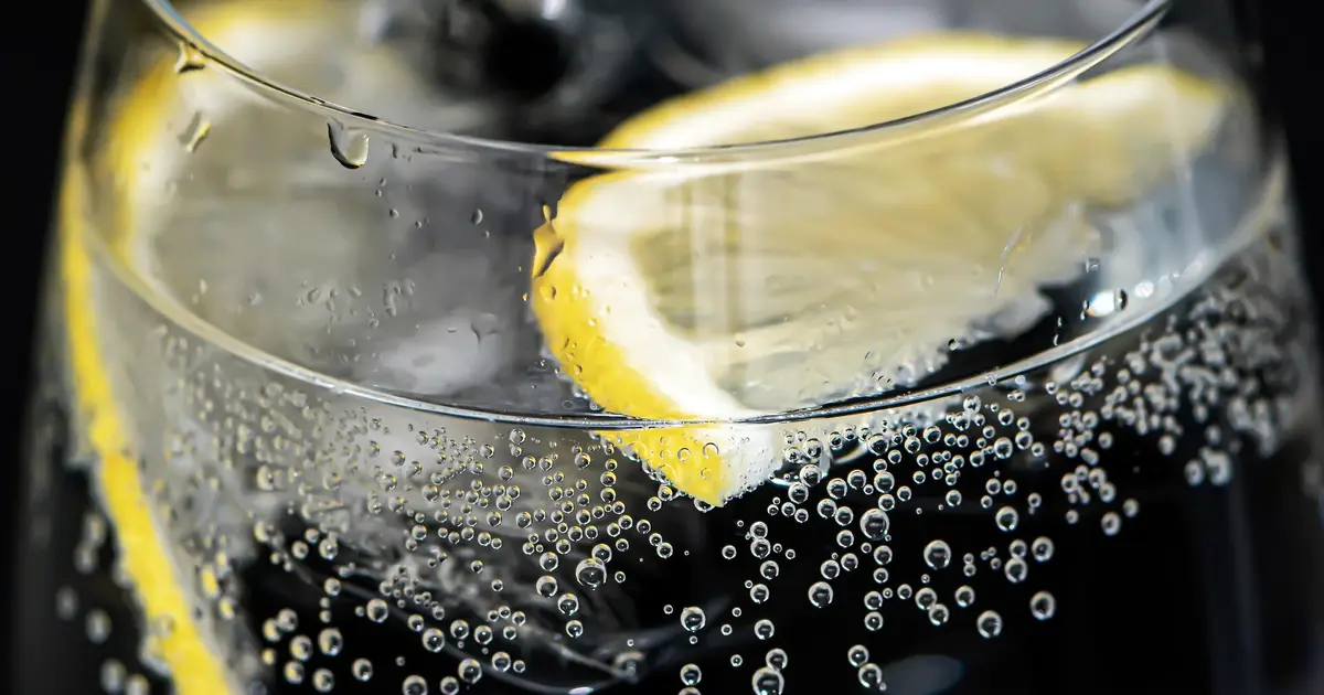Could sparkling water be a better choice for your teeth?