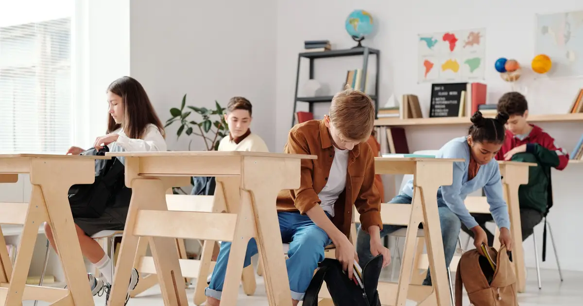 Teens want more advice about navigating consent but teachers' sex ed skills are falling short