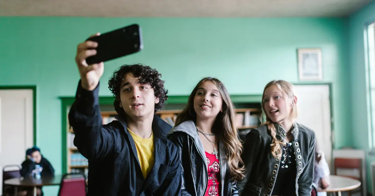 Teenagers understand social media algorithms but want more control, study finds