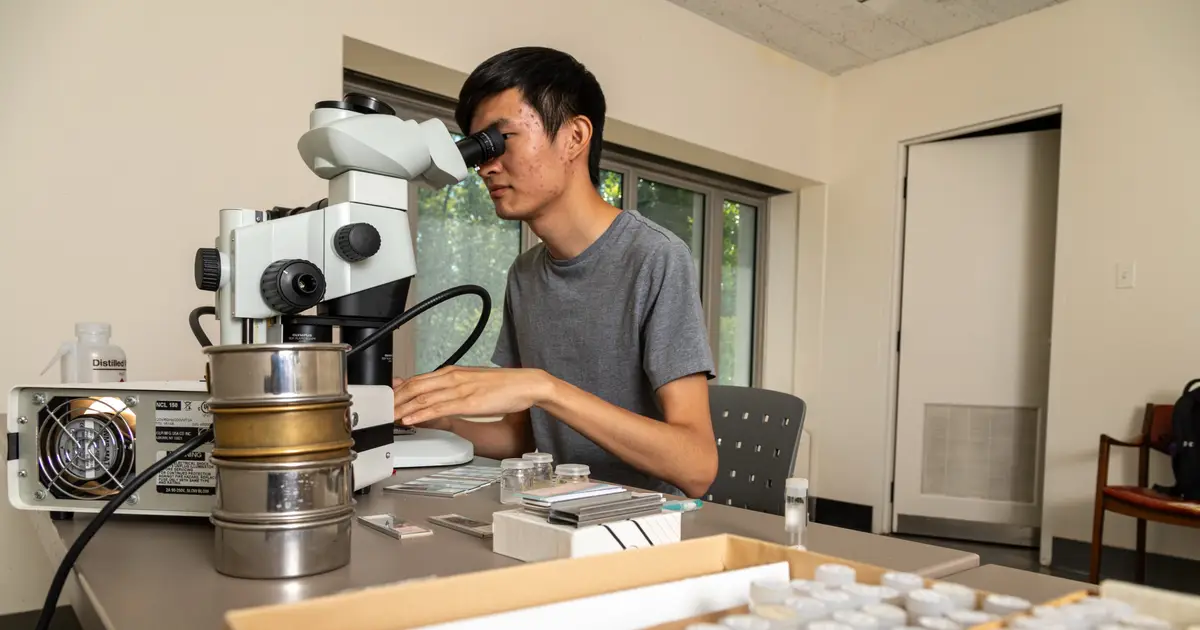 Tiny fossils crack a Cretaceous cold case: Ocean acidification triggered one of the ocean's most severe extinctions