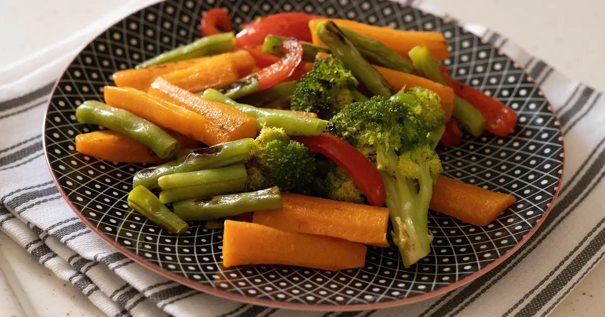 Vegan diet beats Mediterranean diet on emissions and metabolic health in randomized trial