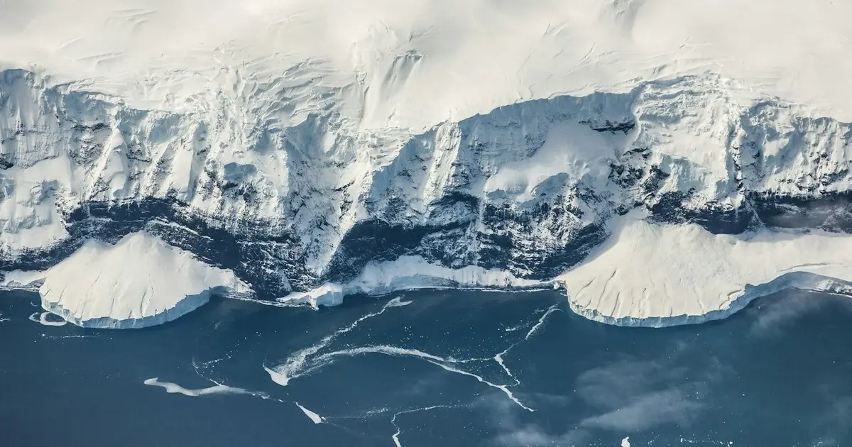 Why Antarctica froze millions of years before the Arctic