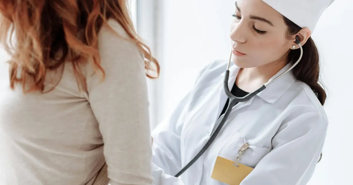 Breast cancer deaths shift toward younger women as older patients see better survival