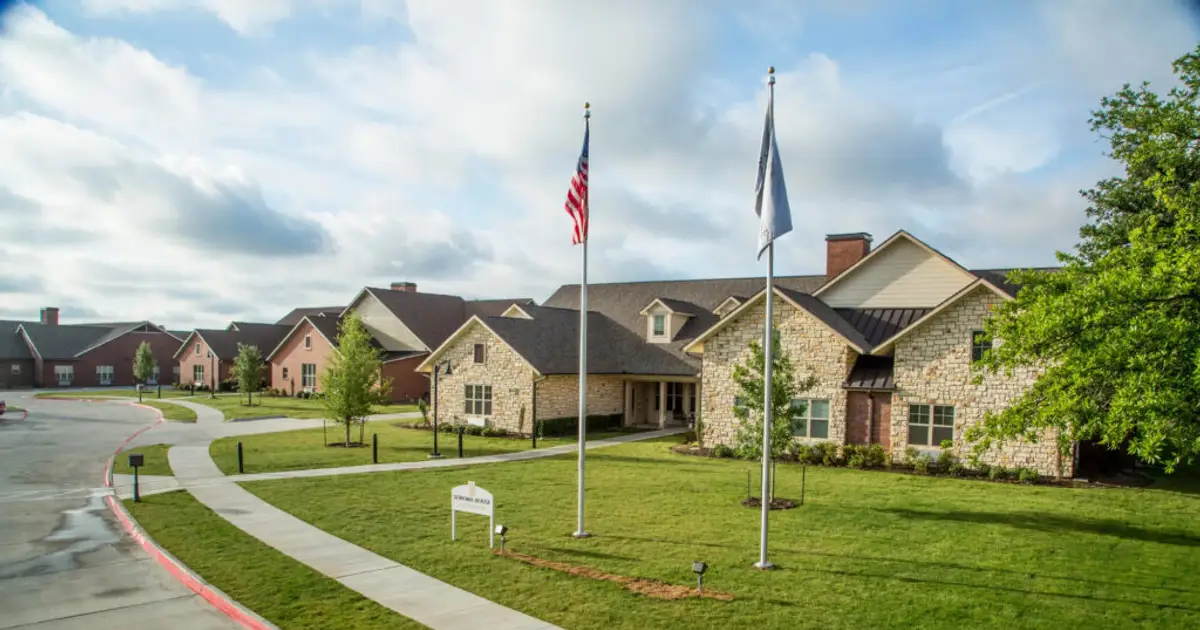 Cruise Ship to Country Club : Operators Redefine Senior Living Marketing for a New Generation