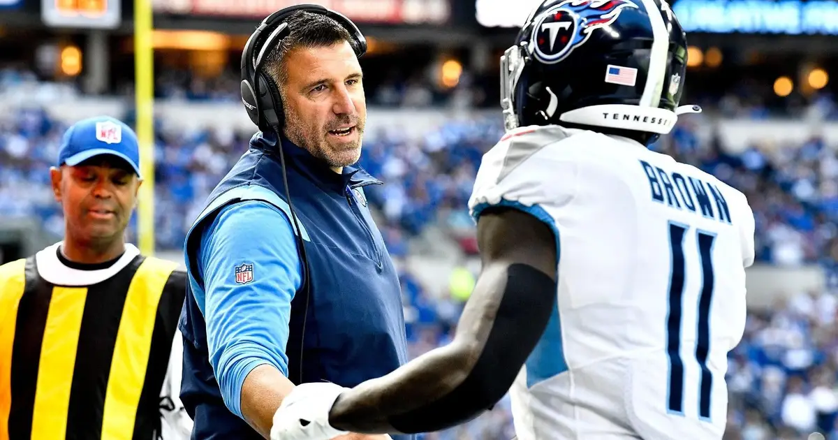 Patriots coordinator compares newly acquired receiver A.J. Brown to franchise legend