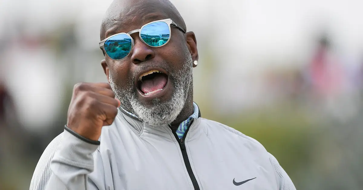 NFL legend Emmitt Smith accused in lawsuit of scamming company out of millions: It was 'like a Ponzi scheme'