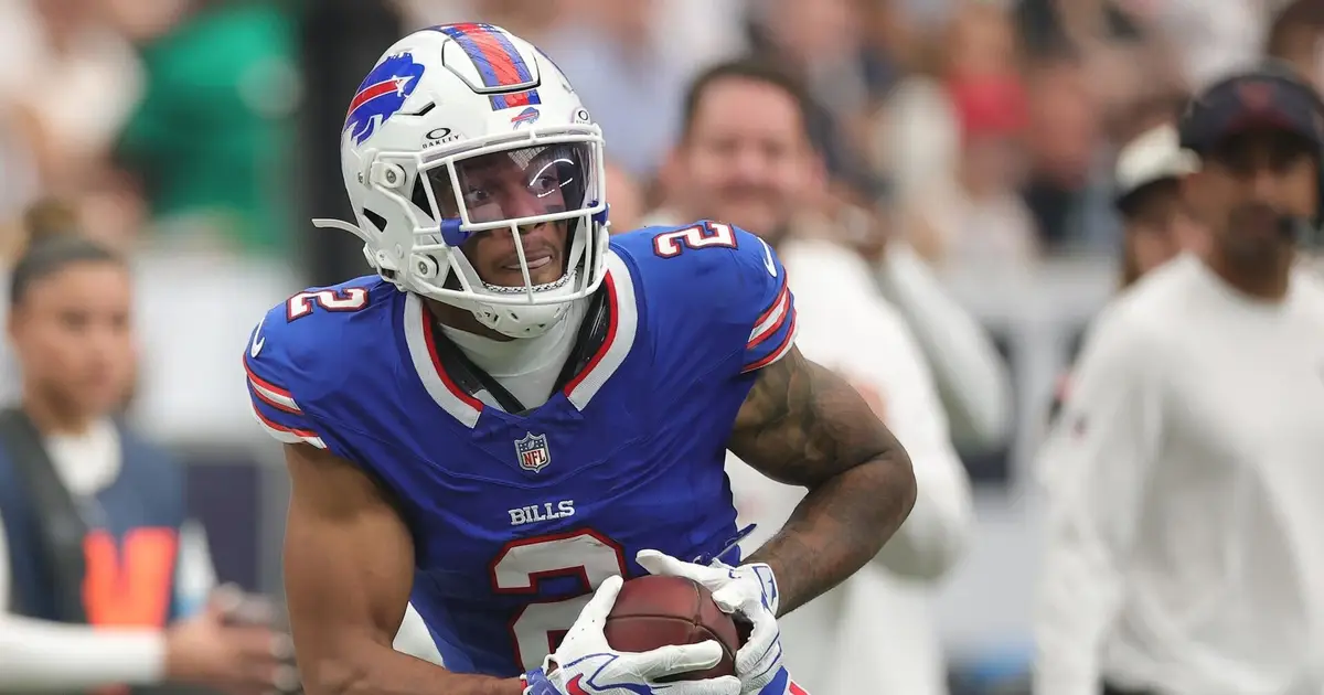 D.J. Moore injury: Bills wideout suffers AC Joint injury in win vs. Lions, Week 3 status in doubt