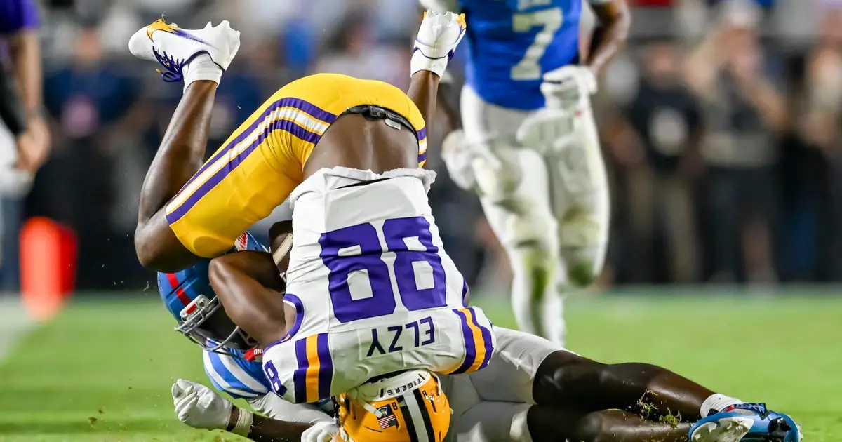 Coaches Poll top 25: LSU takes a tumble, Florida re-enters in Week 4 college football rankings