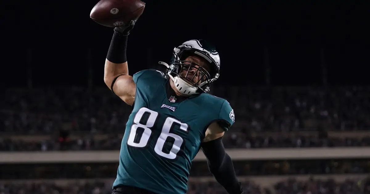 Eagles bringing back franchise legend Zach Ertz after Dallas Goedert injury
