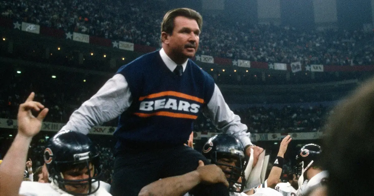 Mike Ditka, Hall of Fame tight end and Bears' Super Bowl-winning coach, dies at age 86