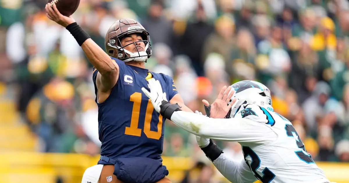 NFL Week 8 picks: Our experts face off on Panthers at Packers, Ravens at Bills and more