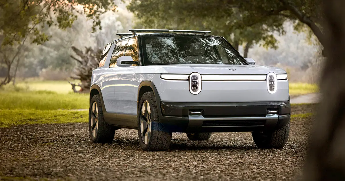 Uber, Rivian ink $1.25B deal to put thousands of robotaxis on US streets