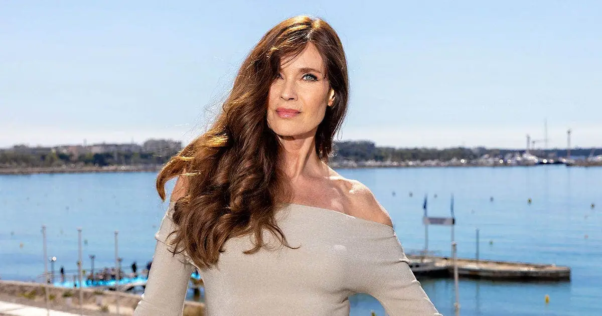 Sports Illustrated Swimsuit model Carol Alt says she was  on the verge of death