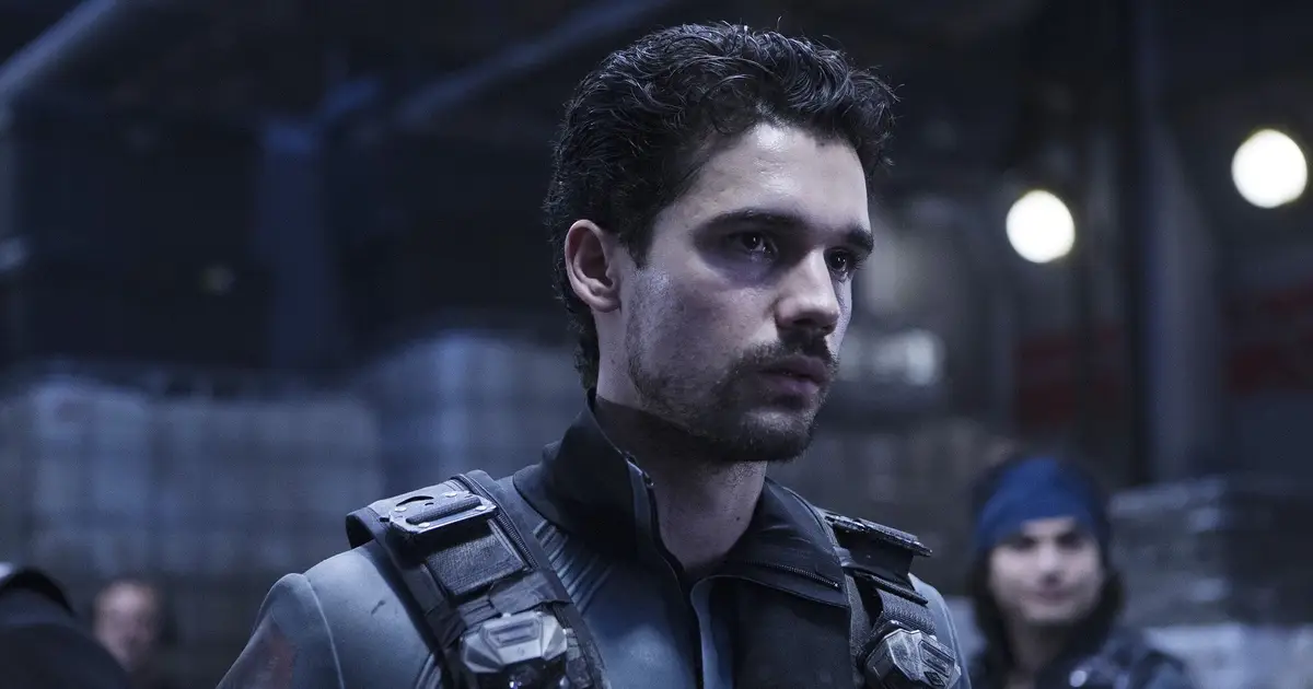 100-Episode Expanse Replacement Is One Of Netflix's Most-Watched Sci-Fi Shows
