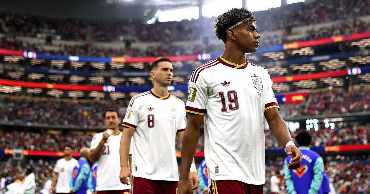 World Cup Final Preparations Clouded As Spain Practices Through New Jersey Smoke