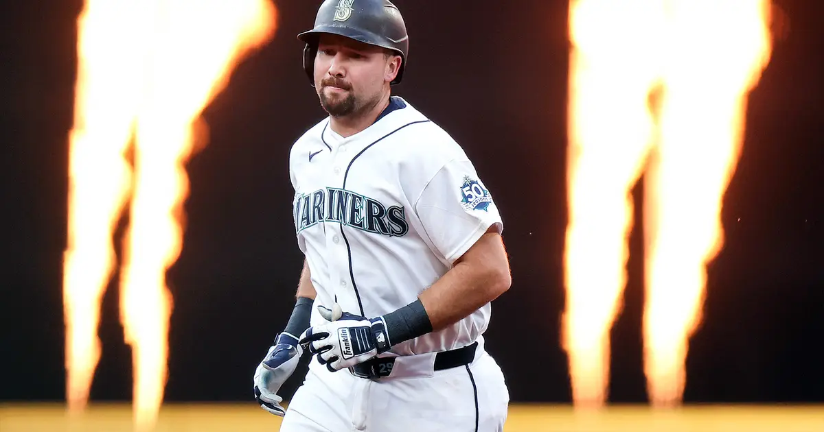 Cal Raleigh Hits Career-High 3 Homers For Mariners Amid Season-Long Slump