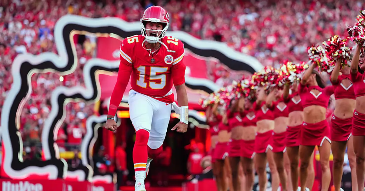 2026 NFL Comeback Player of Year Odds: Mahomes Favored; Donald In The Mix