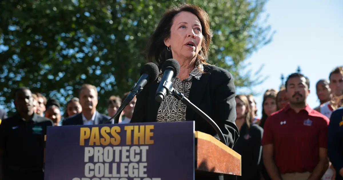 Senate Overwhelmingly Passes College Sports Bill Aimed At Player Pay, Transfers