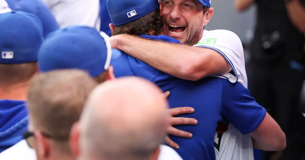 Mad Max's Curtain Call? Scherzer Gets Ovation After Initially Refusing To Leave