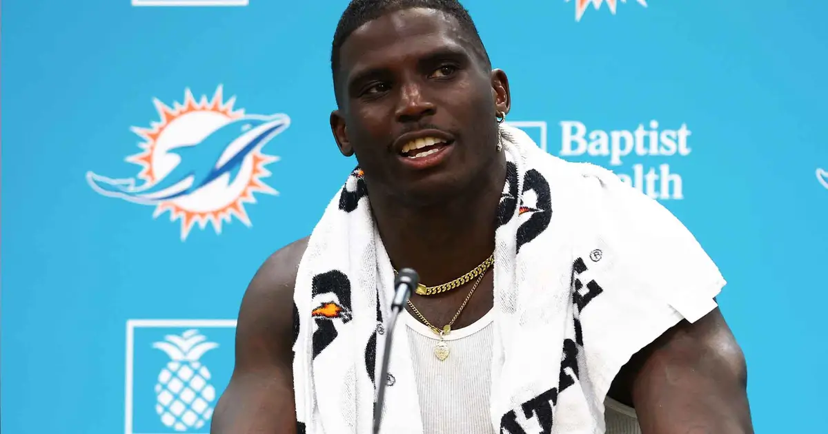 What Would It Take For Your Favorite Team To Sign Tyreek Hill?