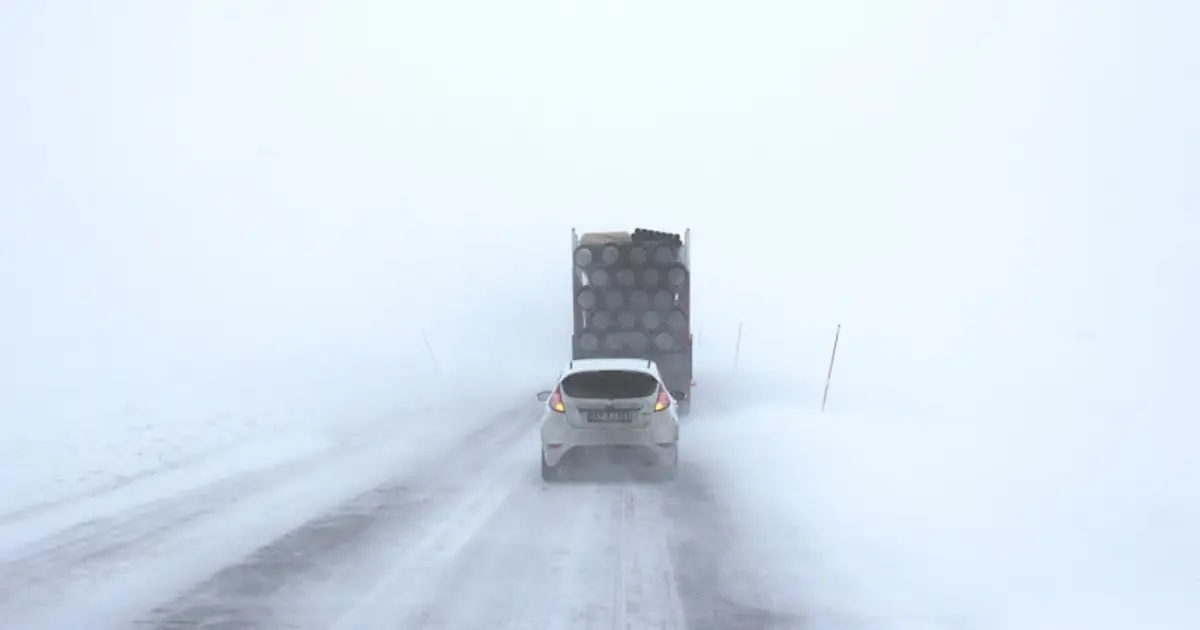 Winter storm approach draws safety , travel concerns