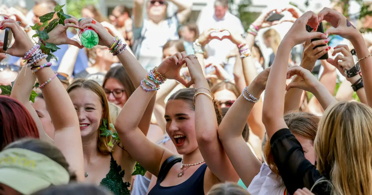 The only thing limiting Taylor Swift popularity is partisan polarization – The Moderate Voice