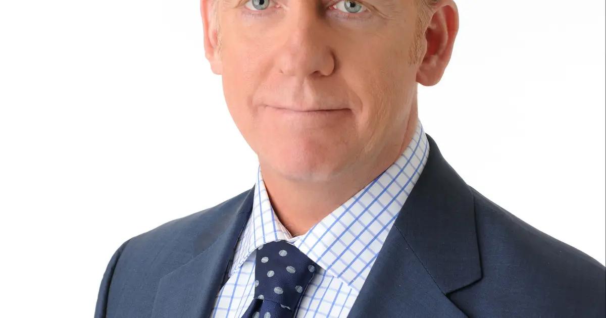 Bill Owens, Ex-’60 Minutes’ Boss, Scorns CBS News Overhaul of Show