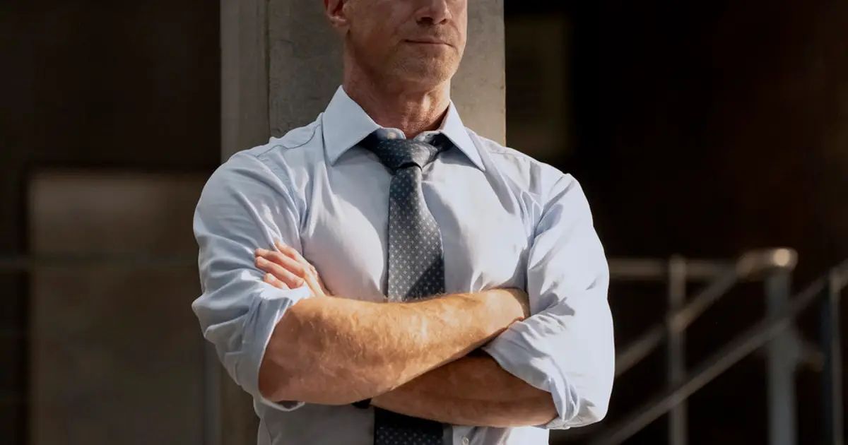 Mariska Hargitay Teases Christopher Meloni’s ‘Law & Order: SVU’ Return Ahead of Season 28 Premiere
