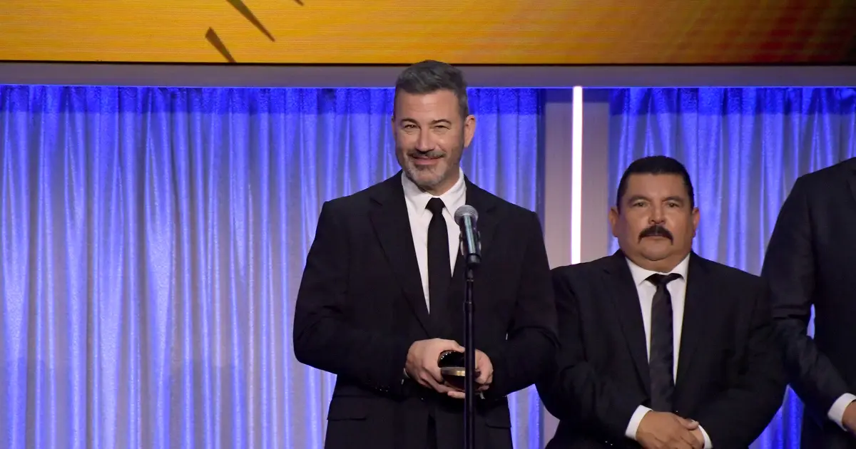 Jimmy Kimmel Thanks ‘Pumpkin McPornhumper’ Trump for His Peabody; ‘Andor’ Creator Tony Gilroy Urges Crowd to Take on Fascism Before It’s Too Late: ‘F— the Empi…