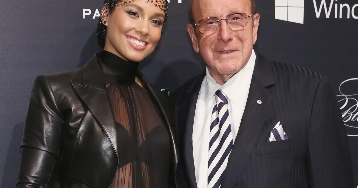 Bruce Springsteen, Alicia Keys, Dionne Warwick and More to Participate in Clive Davis’ Funeral