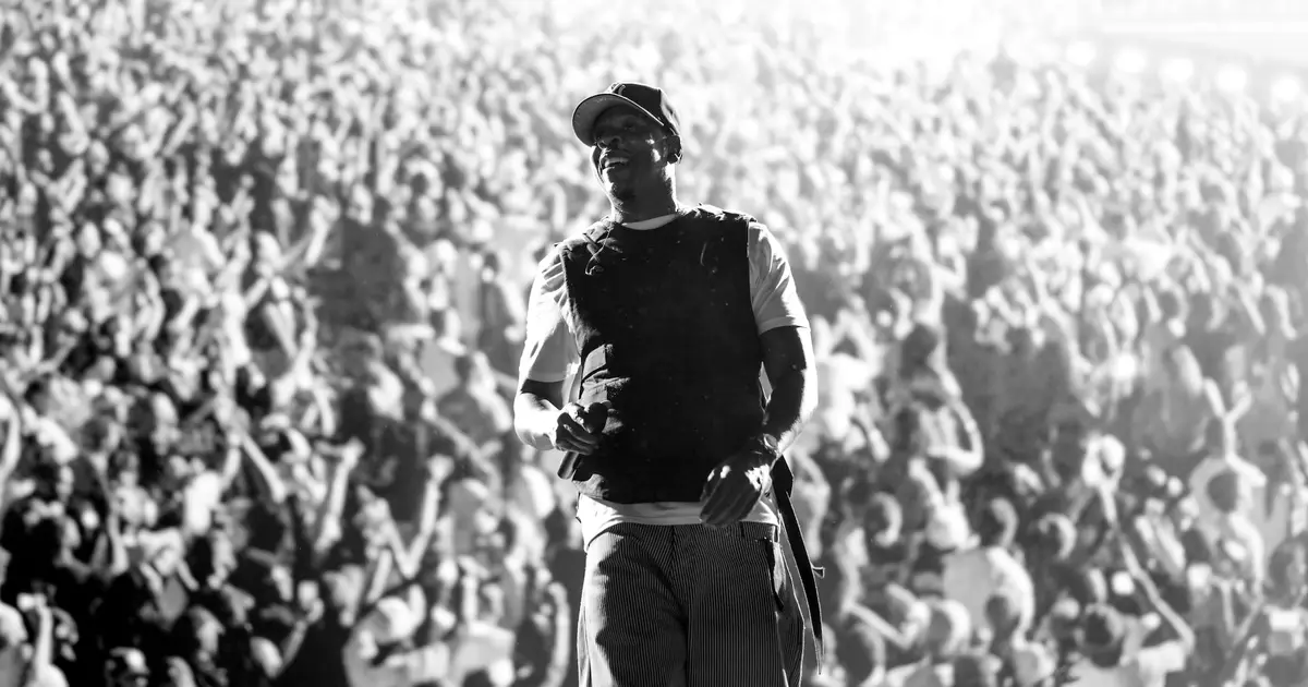 Jay-Z Brings Out Beyoncé, Blue Ivy Carter, Nas, Alicia Keys and More for ‘Reasonable Doubt’ 30th Anniversary Show at Yankee Stadium