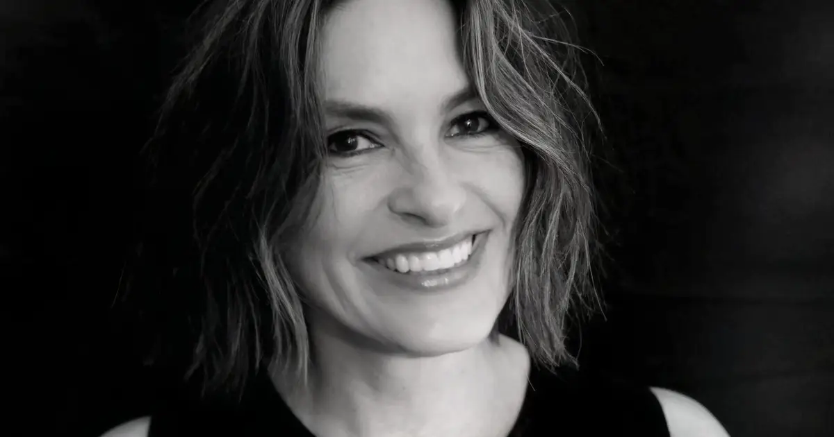 Mariska Hargitay to Host Emmys; First Woman to Emcee the Show In 15 Years