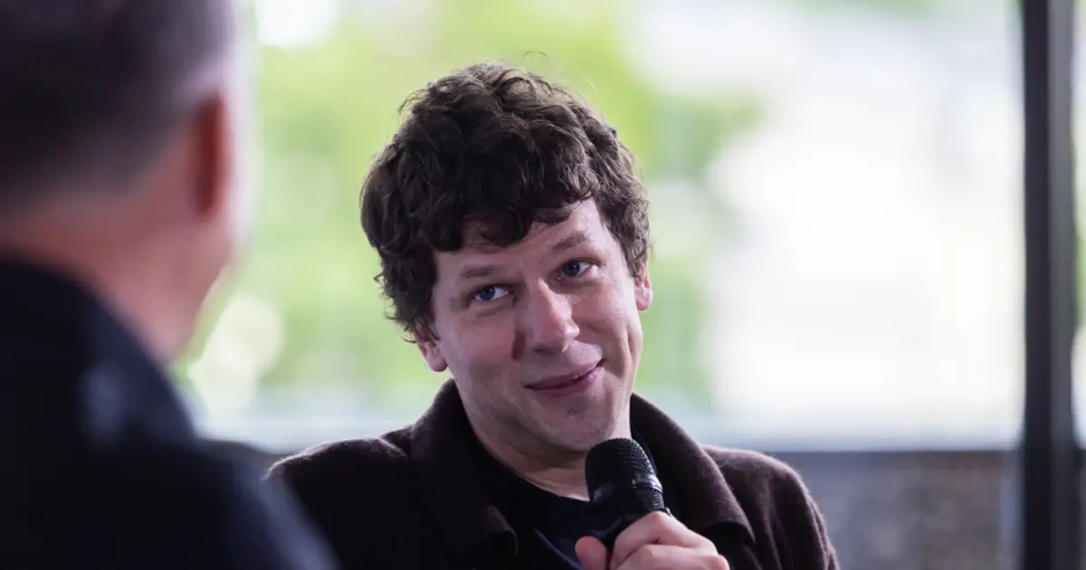Jesse Eisenberg on Why It Would Be ‘Silly’ to Leave U.S. Because of Trump, Says ‘The Debut’ Is ‘The Opposite of AI’ Following A24 DeepMind Partnership