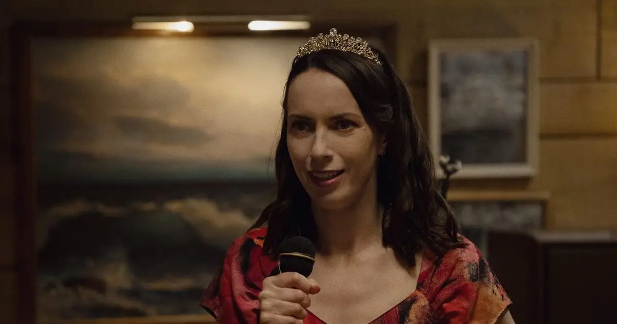 Kate O’Flynn on Her ‘Widow’s Bay’ Breakout, Mike Leigh’s Final Film and Her Emmy Nomination: ‘I Felt Like an Ostrich’