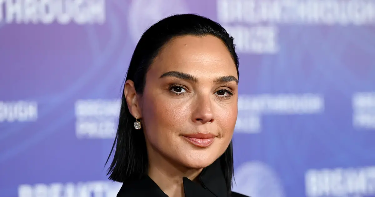 Gal Gadot Defends Starring in Movie With AI Sets and Lighting Because ‘You’re Going to Work With It or Be Out of the Game’; Lawyers Spent 6 Months Ensuring AI…