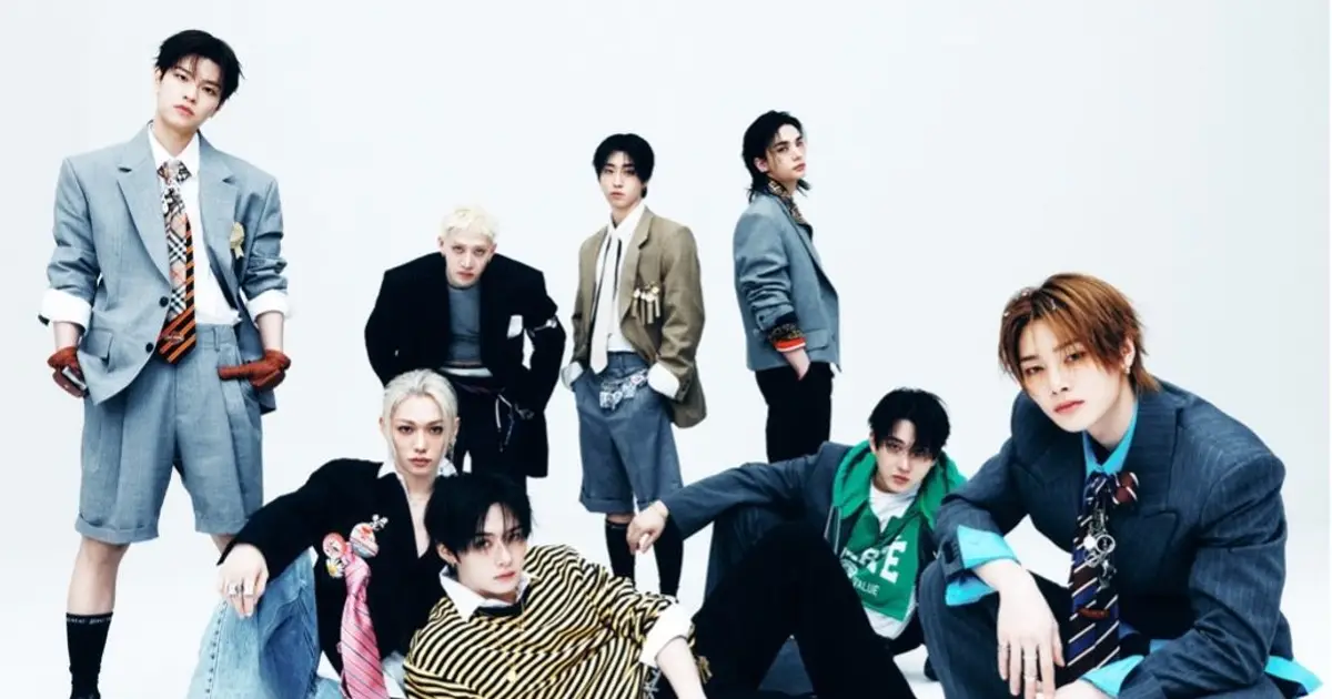 Stray Kids Score Their Biggest Sales Week as ‘This & That’ Debuts Atop Albums Chart