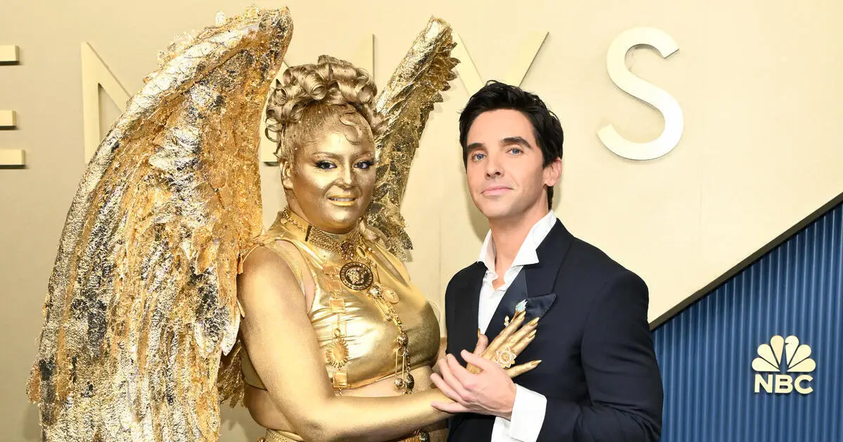 Meg Stalter Shocks Emmys by Transforming Into a Golden Human Emmy on Red Carpet