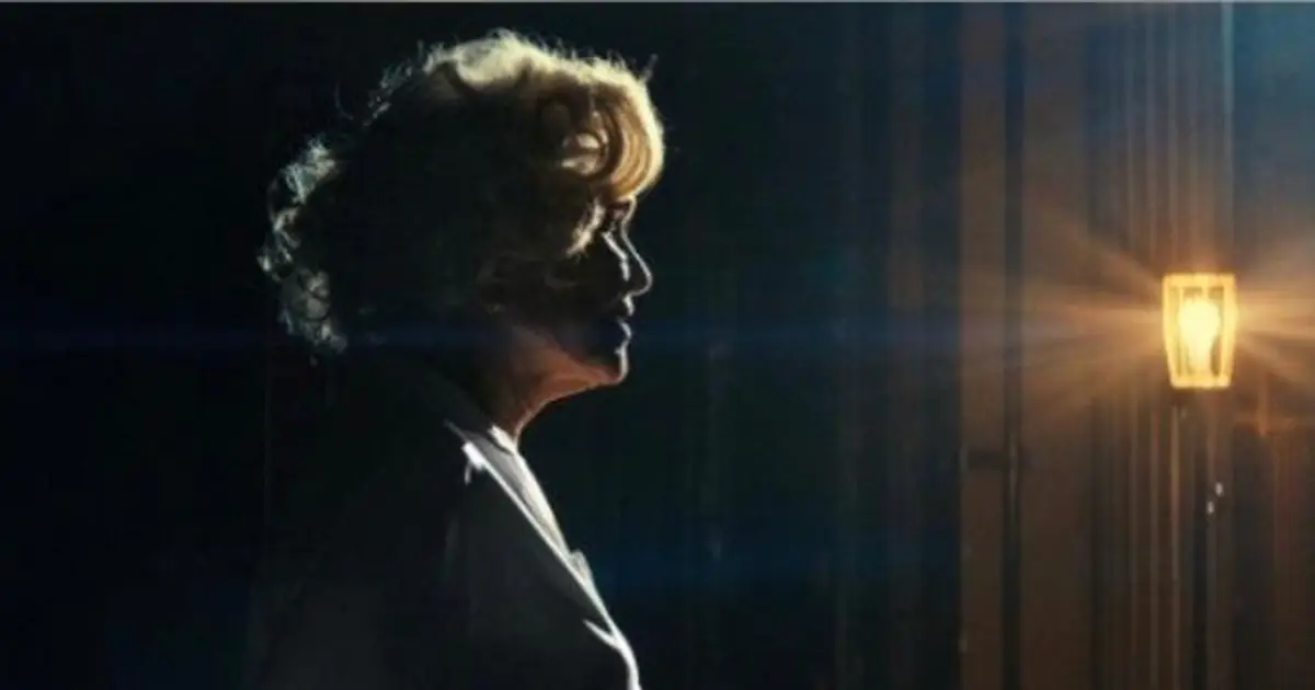 How Maggie Gyllenhaal Used Dakota Johnson and Ellen Burstyn to Reimagine Marilyn Monroe at 100 in Venice Short ‘Flesh Impact’