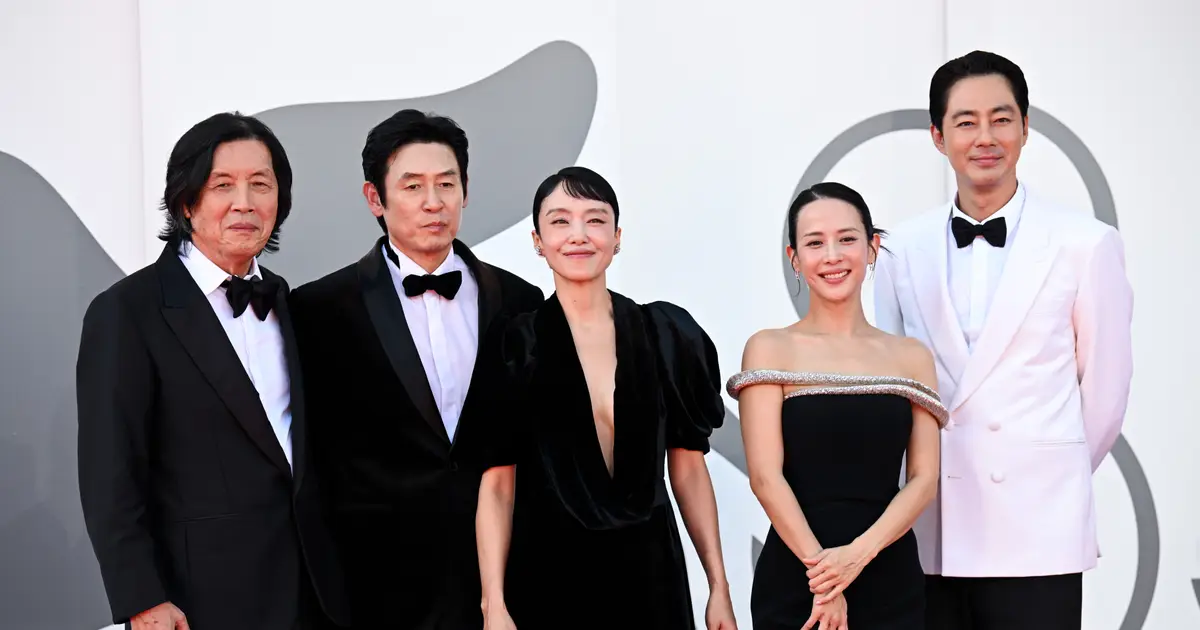 ‘Possible Love’ Cast Sobs as Lee Chang-dong’s Epic Embraced at Venice With 6-Minute Standing Ovation