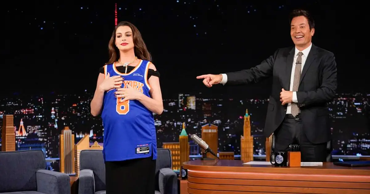 Anne Hathaway Would Rather Have Another Knicks Championship Over a Second Oscar
