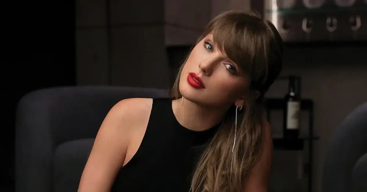 Taylor Swift’s ‘Patient Zero’ Holds Steady at No. 1 for Second Week on Singles Chart