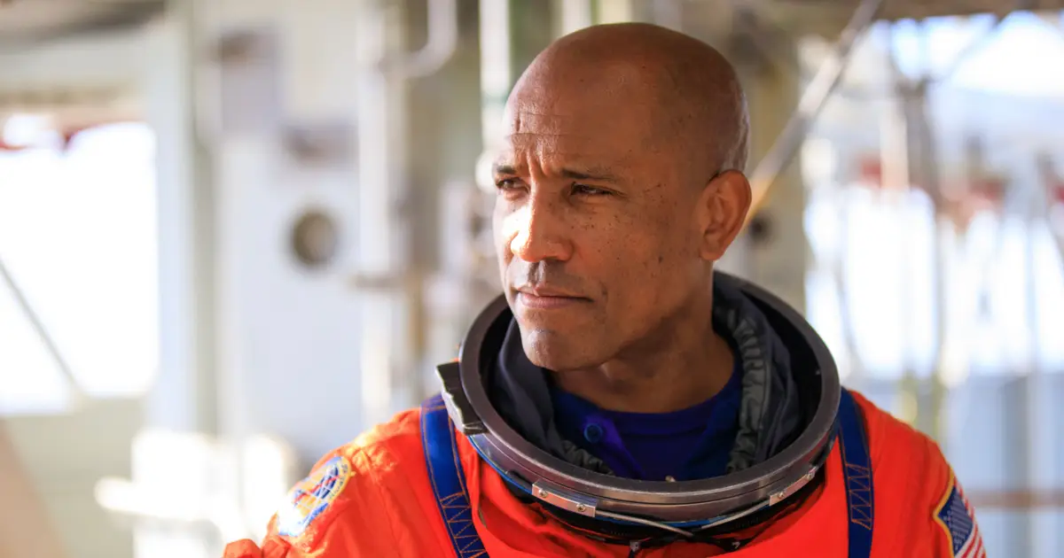 Victor Glover, First Black Astronaut to Fly to the Moon, Signs With CAA